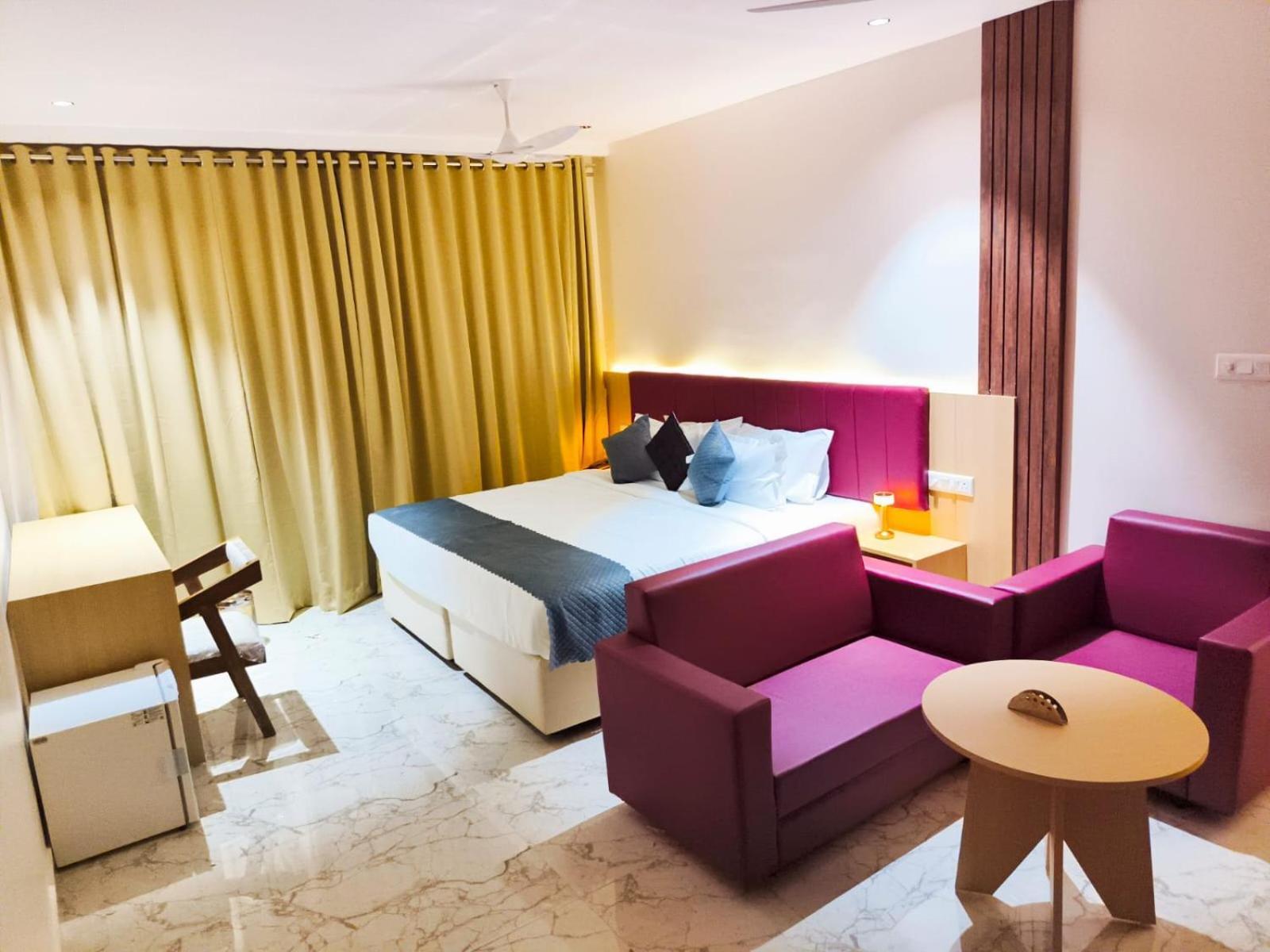 Hotel Meridian Blue Варангал Экстерьер фото